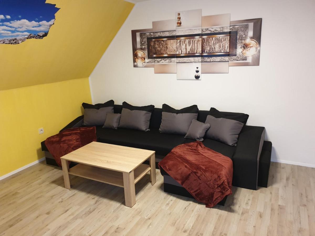 Grosszuegige Ferienwohnung In Furth Im Wald Luaran gambar